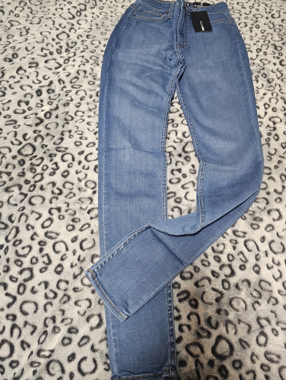 Fashion Nova Classic Women's Blue Denim Jeans